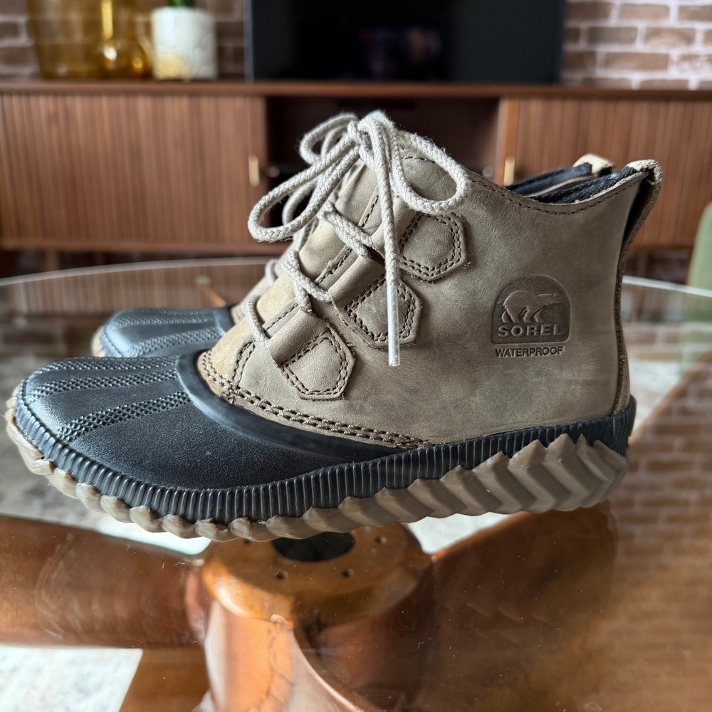 Sorel Out N About Plus Waterproof Duck Boots Quarry Black NL3069-245 Womens 5